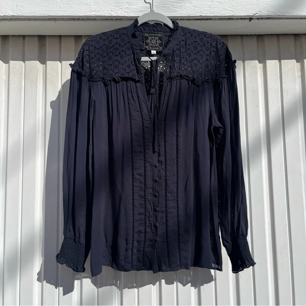 JOHNNY WAS navy blue eyelet lace ruffle‎ long puff sleeve blouse